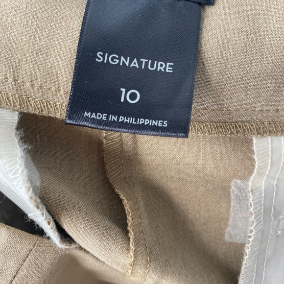 Ann Taylor Signature Beige Trousers - Picture 5 of 8